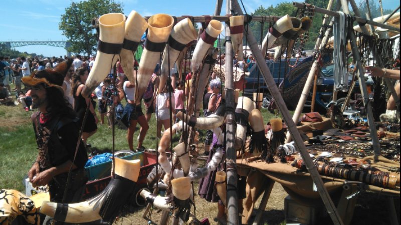 Braderie op Vikingenfestival in Catoira