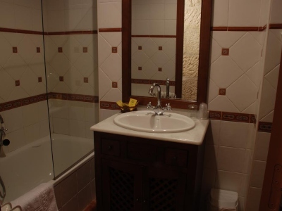 Hotel Allariz, badkamer