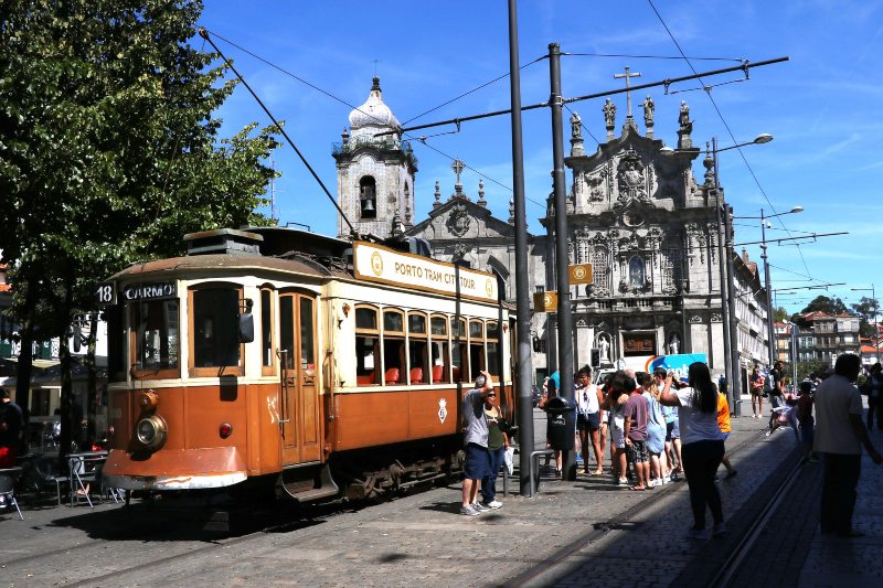 Ontdek Porto met het toeristentrammetje