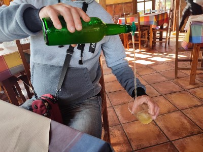 In Asturië drink je sidra!